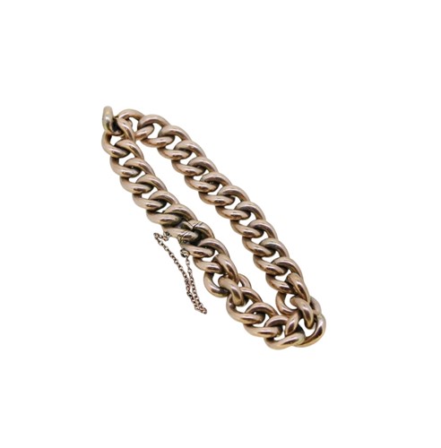 Lot 89 - A curb link bracelet
