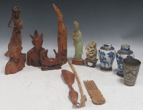 Lot 160 - Various Oriental items and pictures, to...