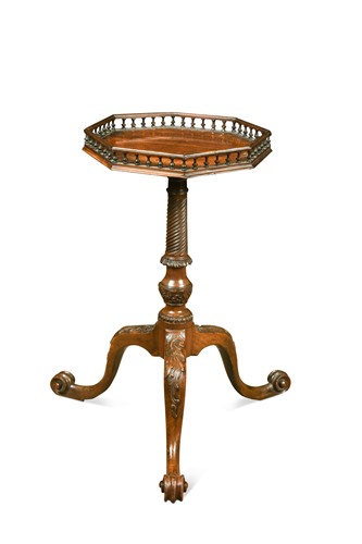 Lot 489 - An early George III carved mahogany kettle stand
