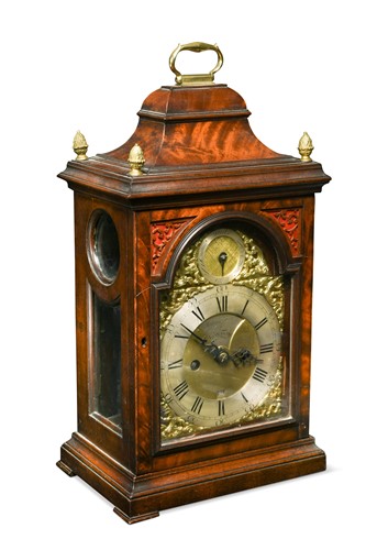 Lot 393 - A George III mahogany bracket clock