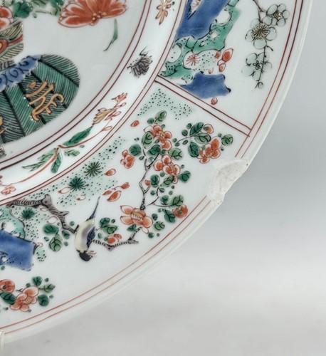 Lot 6 - A Chinese famille verte porcelain dish, Qing Dynasty, Kangxi Emperor (1662-1722)