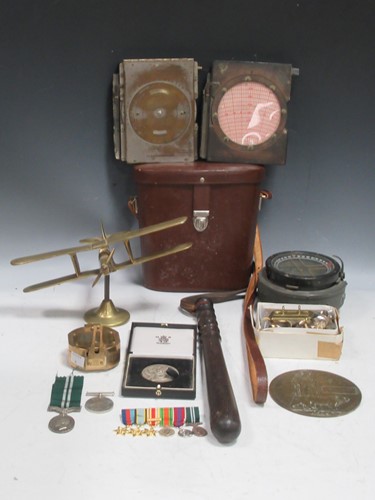 Lot 134 - Militaria: a collection to include medals, a...