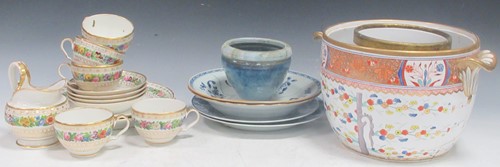 Lot 108 - Mixed china, including 4 Chinese dishes (a/f),...