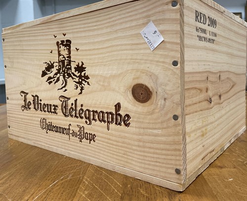 Lot 109 - Chateauneuf-du-Pape, Domaine du Vieux Telegraphe 2009