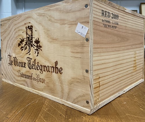 Lot 36 - Chateauneuf-du-Pape, Domaine du Vieux Telegraphe 2009