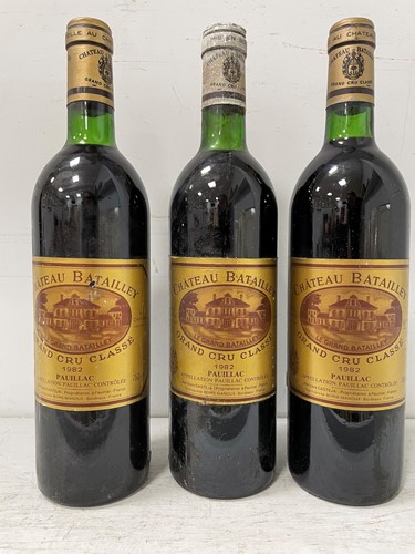 Lot 35 - Chateau Batailley, Pauillac 5eme Cru 1982