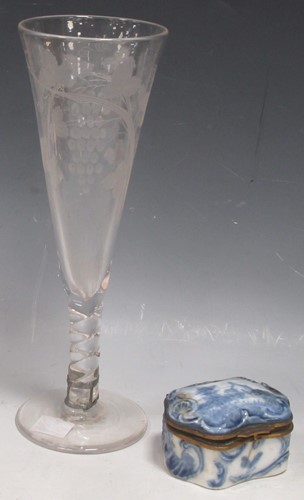 Lot 45 - Early 19th century blue and white Delft...