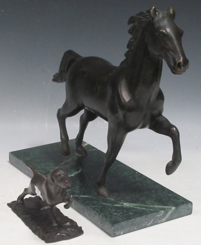 Lot 149 - A modern bronze horse on green marble plinth,...