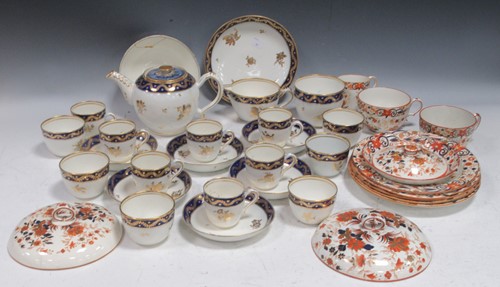 Lot 114 - A Caughley bue and gilt part tea and coffee...