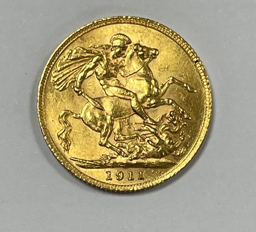 Lot 171 - A George V sovereign