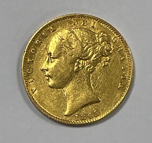 Lot 186 - A Queen Victoria Young Head Shield Back sovereign