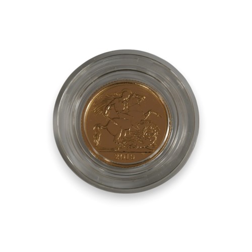 Lot 139 - An Elizabeth II half sovereign
