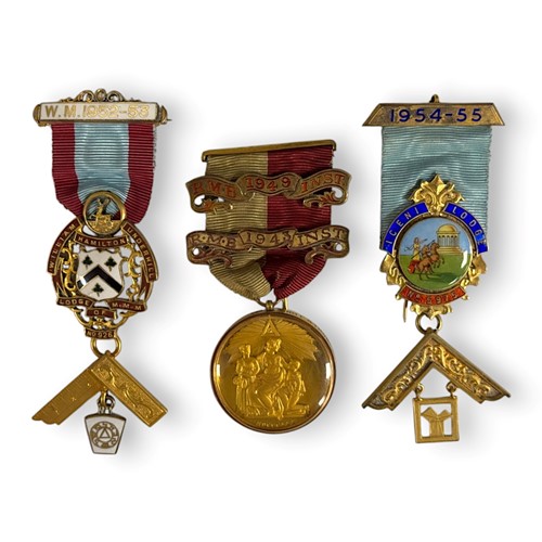 Lot 214 - Three Masonic Jewels