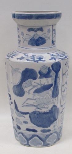 Lot 145 - A modern Blue and White Chinese vase, 37cm high