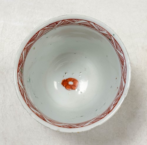 Lot 34 - A pair of Chinese porcelain saucer dishes, late Qing Dynasty, probably Guangxu