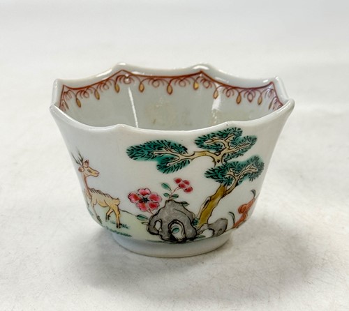 Lot 34 - A pair of Chinese porcelain saucer dishes, late Qing Dynasty, probably Guangxu