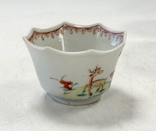 Lot 34 - A pair of Chinese porcelain saucer dishes, late Qing Dynasty, probably Guangxu