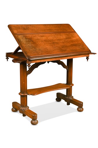 Lot 476 - An early Victorian mahogany library table