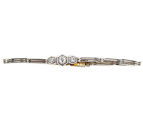 Lot 107 - An early 20th century diamond set bracelet
