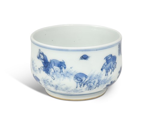 Lot 34 - A Chinese blue and white bowl depicting a hunting scene