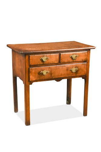 Lot 521 - A walnut lowboy, 18th century