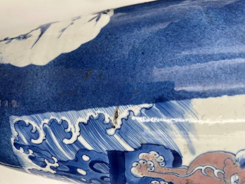 Lot 28 - A garniture of three Chinese powder blue ground vases, Qing Dynasty, 18th/19th century