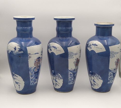 Lot 28 - A garniture of three Chinese powder blue ground vases, Qing Dynasty, 18th/19th century