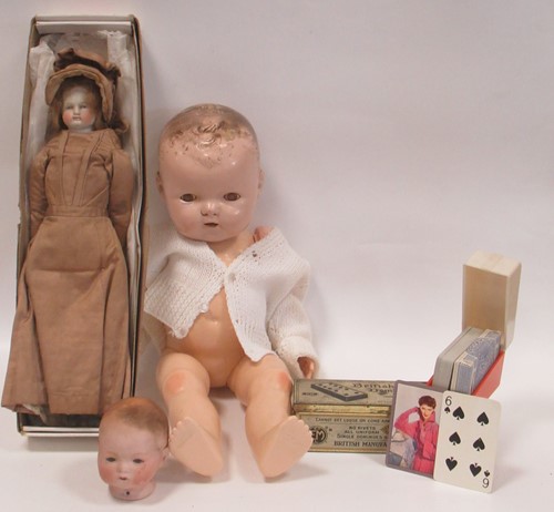 Lot 140 - An Armand Marseille bisque doll's head,...