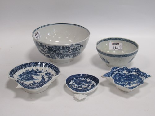 Lot 29 - A group of 18th century Worcester blue and...