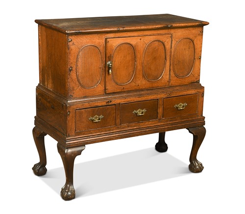 Lot 692 - A small oak cupboard on stand, 18th century