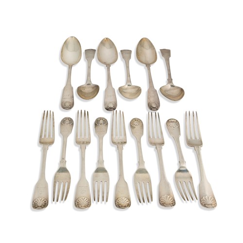 Lot 474 - Edinburgh - A 9-piece harlequin set of silver flatware with 6 additions