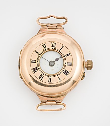 Lot 236 - Unsigned - An early 20th century half hunter trench watch head