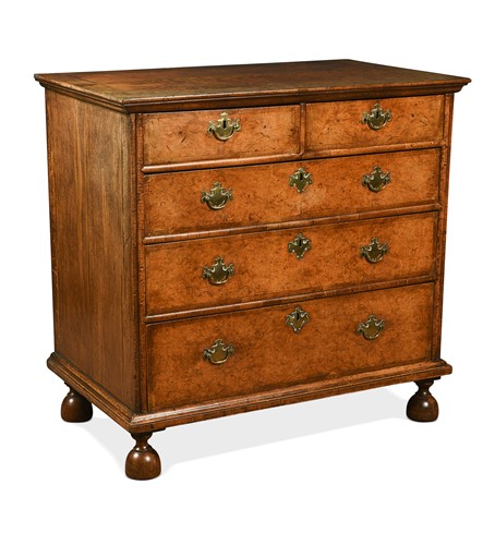 Lot 432 - A burr-elm and oak chest of drawers, early 18th century