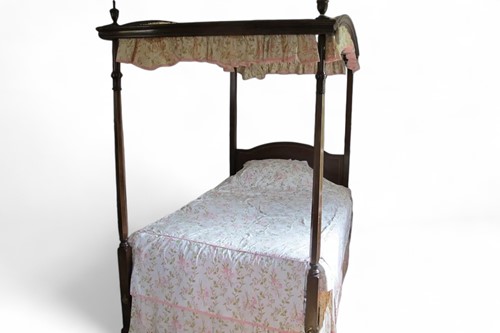 Lot 762 - A Regency style mahogany single tester bed,...