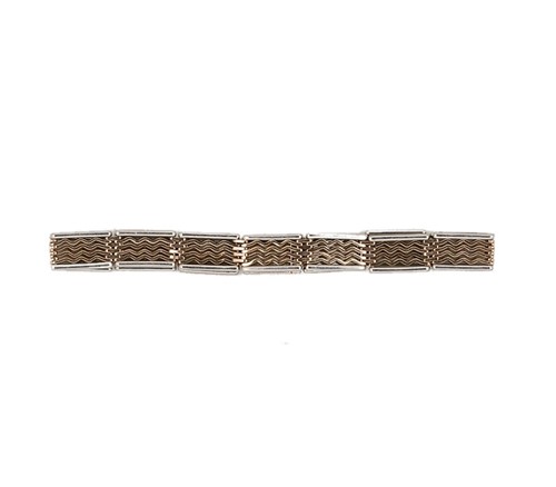 Lot 47 - An early 20th century rose and white bracelet