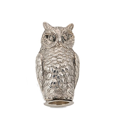 Lot 232 - A German metalwares silver novelty pepper caster in the form of an owl