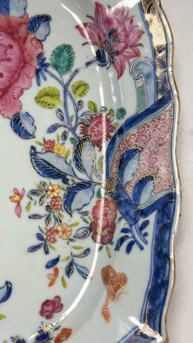 Lot 12 - A Chinese export pseudo tobacco leaf meat plate, Qing dynasty, Qianlong Emperor, circa 1770