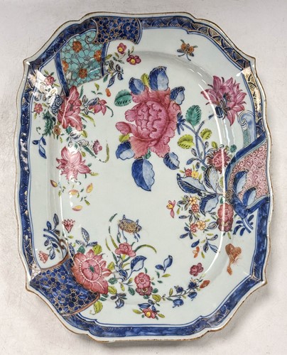 Lot 12 - A Chinese export pseudo tobacco leaf meat plate, Qing dynasty, Qianlong Emperor, circa 1770