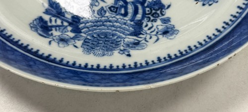 Lot 5 - A Nanking Cargo porcelain bowl, circa 1752