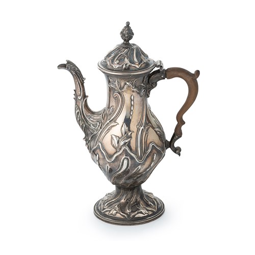 Lot 301 - A George III 18th century silver coffee pot