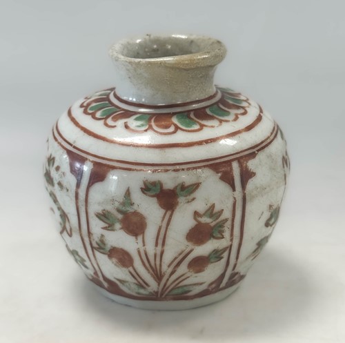 Lot 1 - A Group of six Zangzhou "Swatow", Annamese and Sawankholok blue and white and polychrome jars and two bowls,16th -18th century