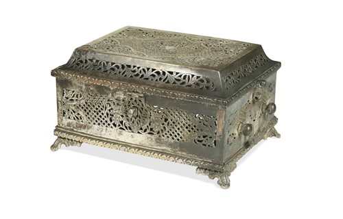 Lot 583 - An Indian sheet-bronze, silvered Pandan box, 19th century