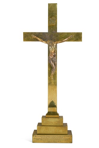 Lot 669 - An Italian crucifix