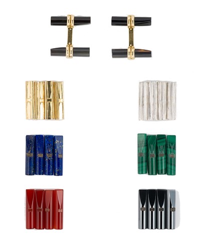 Lot 118 - Boucheron - A pair of 18ct gold cufflinks with interchangeable batons