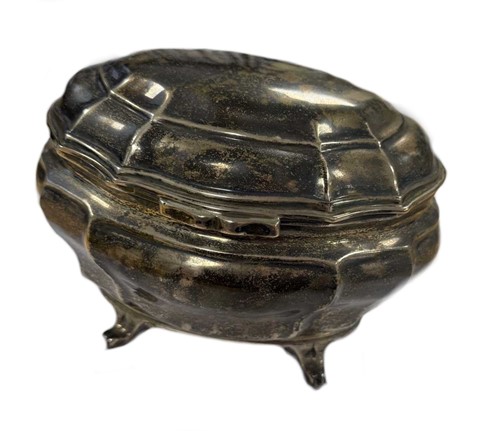 Lot 228 - An early 20th century silver dressing table tidy