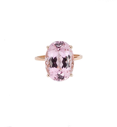 Lot 41 - A 14ct rose gold single stone kunzite ring