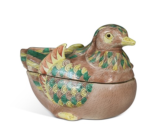 Lot 60 - A famille verte tureen with lid in the shape...