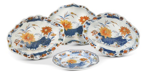 Lot 392 - A Minton waterlily pattern dessert service, circa 1820