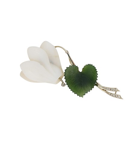 Lot 23 - A mid 20th century cyclamen flower brooch