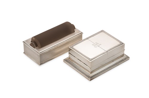 Lot 351 - A George V silver desk seal box and stamp roller